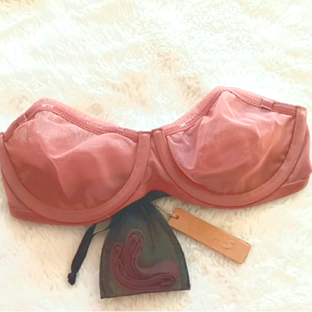 Skims Bra 32B New NWT